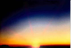 S&uuml;nnopgang &ouml;ver Jerusaleem. Foto, digitaal nabearbeid