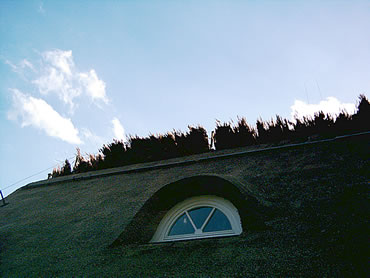 dat niege Strohdack (Hamborg-Volksd&ouml;rp)