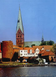 St.Aegidien an'n Avend, &ouml;ver't Water sehn