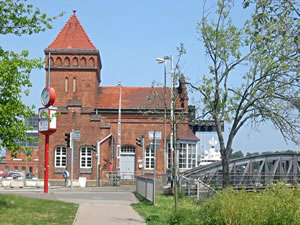 Bi de Dreihbr&uuml;&uuml;ch.  Klick op to'n Vergr&ouml;ttern!