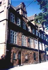 Pastorenh&uuml;&uuml;s