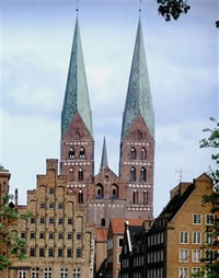 St.Marien. Klick op to'n Vergr&ouml;ttern! Tr&uuml;ch kaamt Se denn mit den Tr&uuml;ch-Knoop vun'n Browser.