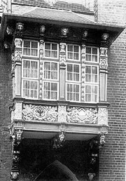 De Renaissance-Erker. Klick op to'n Vergr&ouml;ttern!