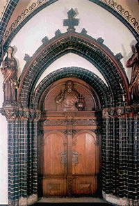 Dat Portal to'n Audienzsaal. Klick op to'n Vergr&ouml;ttern!