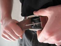 G&uuml;rtel enger snallen