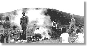 Tosamen kaken un &Ouml;vernachten achter de Hoge D&uuml;&uuml;n